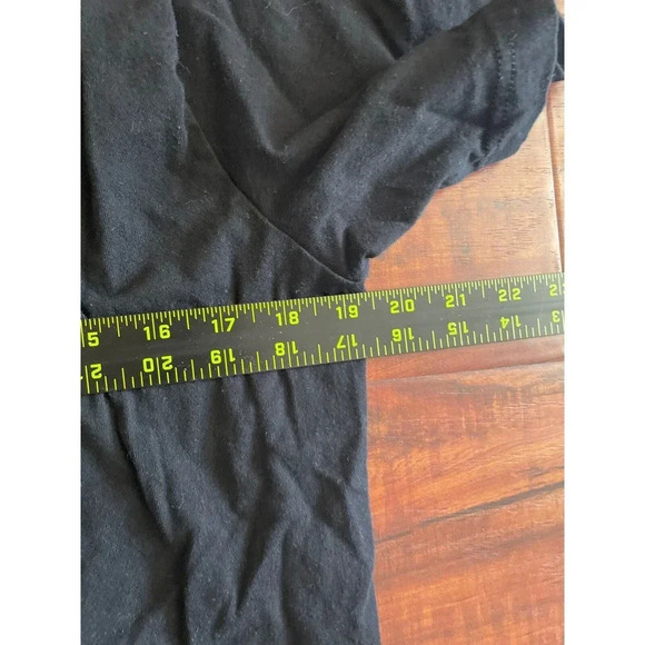 And she lived happily ever after Womens T Shirt Size Large Silhouette Hiking - Picture 5 of 7